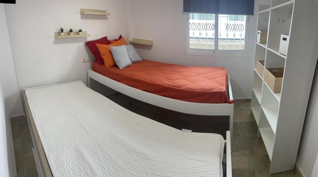Ferienwohnung Encantador Piso Con Terraza Y Piscina Benalmádena Exterior foto