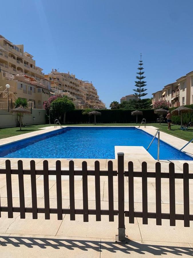 Ferienwohnung Encantador Piso Con Terraza Y Piscina Benalmádena Exterior foto