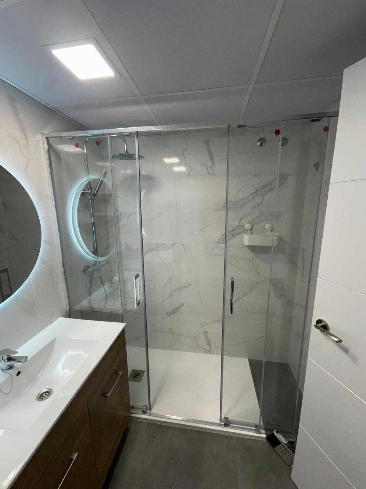 Ferienwohnung Encantador Piso Con Terraza Y Piscina Benalmádena Exterior foto
